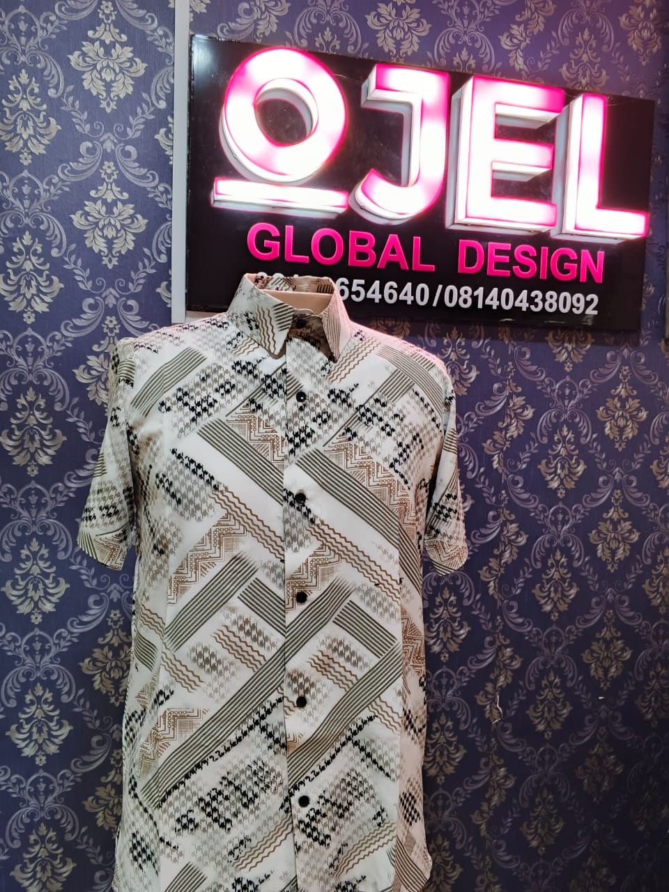 Vintage Vibes: Executive Materials For Creative Projects, Designers and Artiste - Image 4