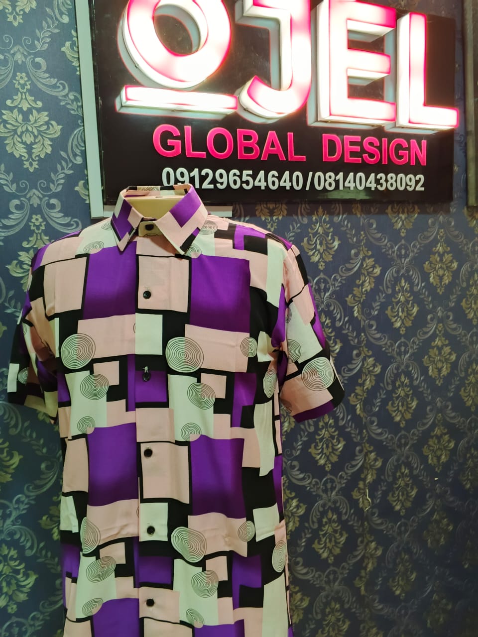 Vintage Vibes: Executive Materials For Creative Projects, Designers and Artiste - Image 3